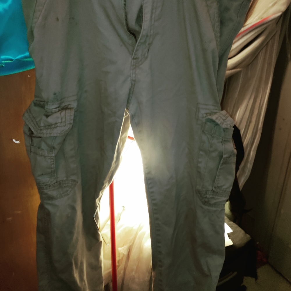 Cargo pants - Picture 4 of 4